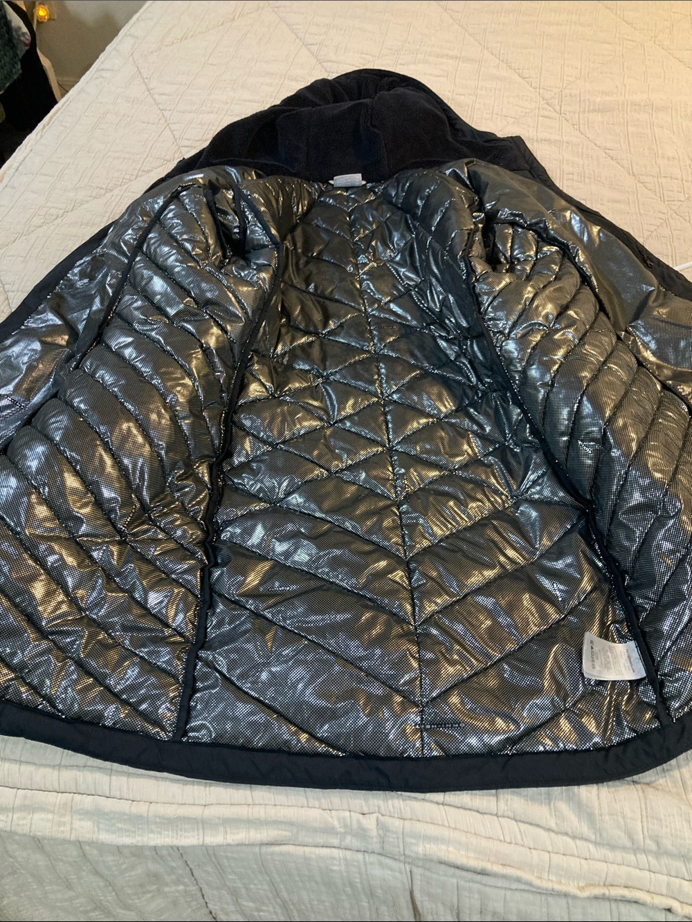 Columbia Women's Black Hooded Quilted Puffer Jacket - Picture 5 of 6